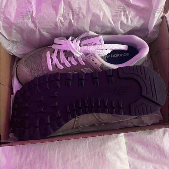 New balance 574 Woman GREY WHITE size 8 1/2 - Picture 3 of 4